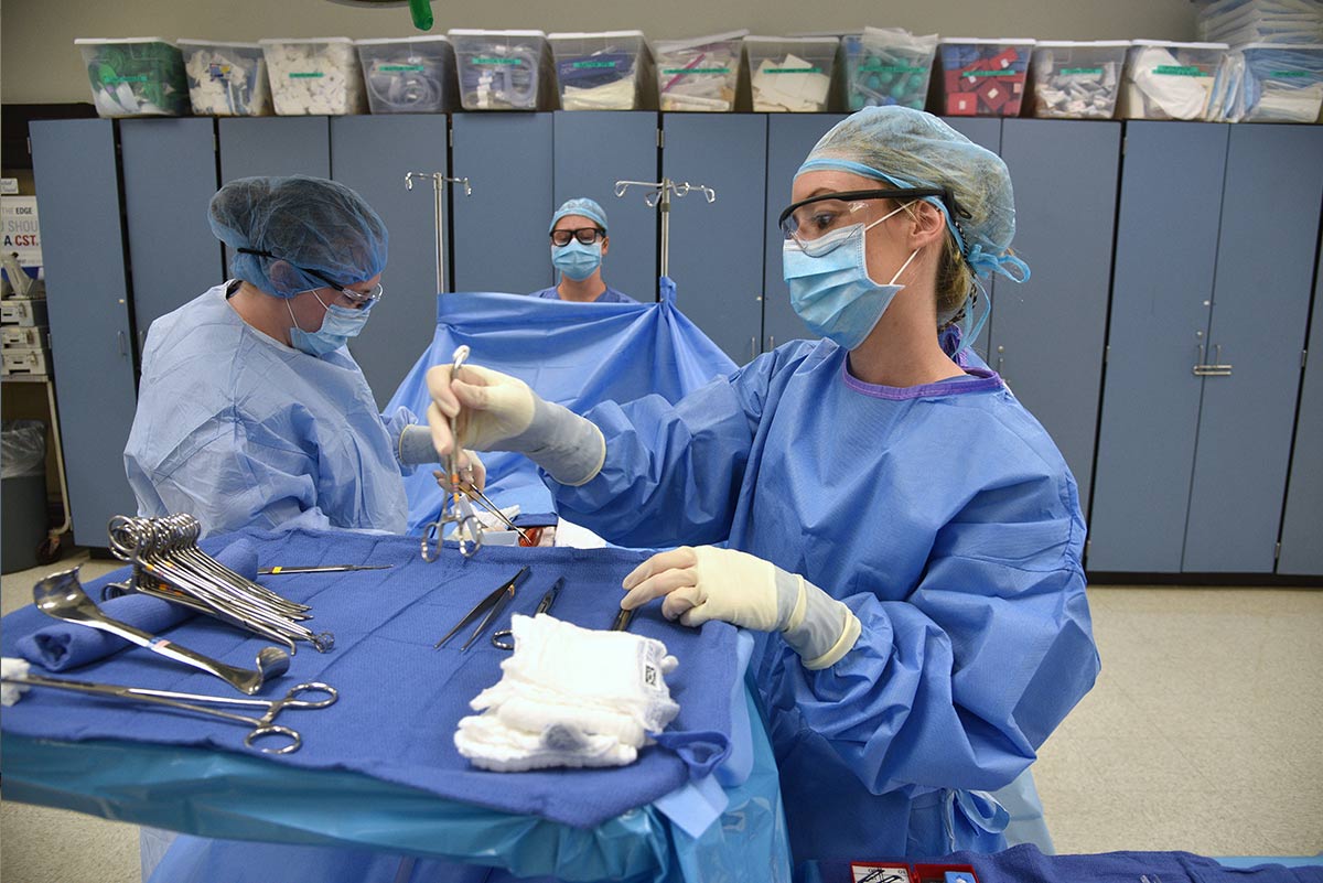 Surgical tech program admission requirements and prerequisites